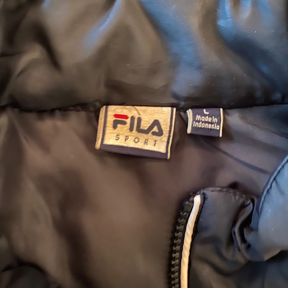 Black Fila Vest - Picture 3 of 5